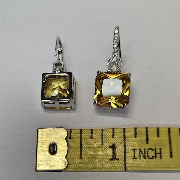 Elegant Dangle Earrings-Citrine and Silver (NWOT) - Picture 8 of 11